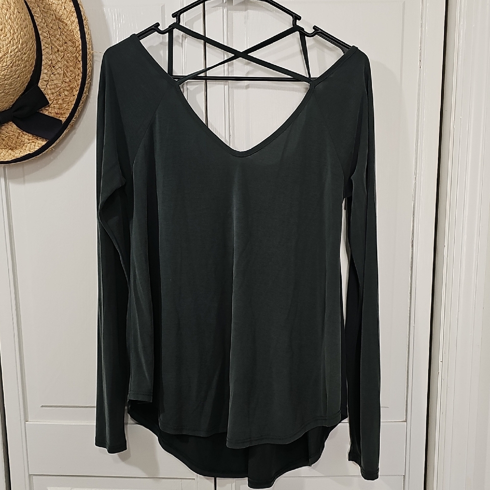 Chic Dark Green Long Sleeve Top